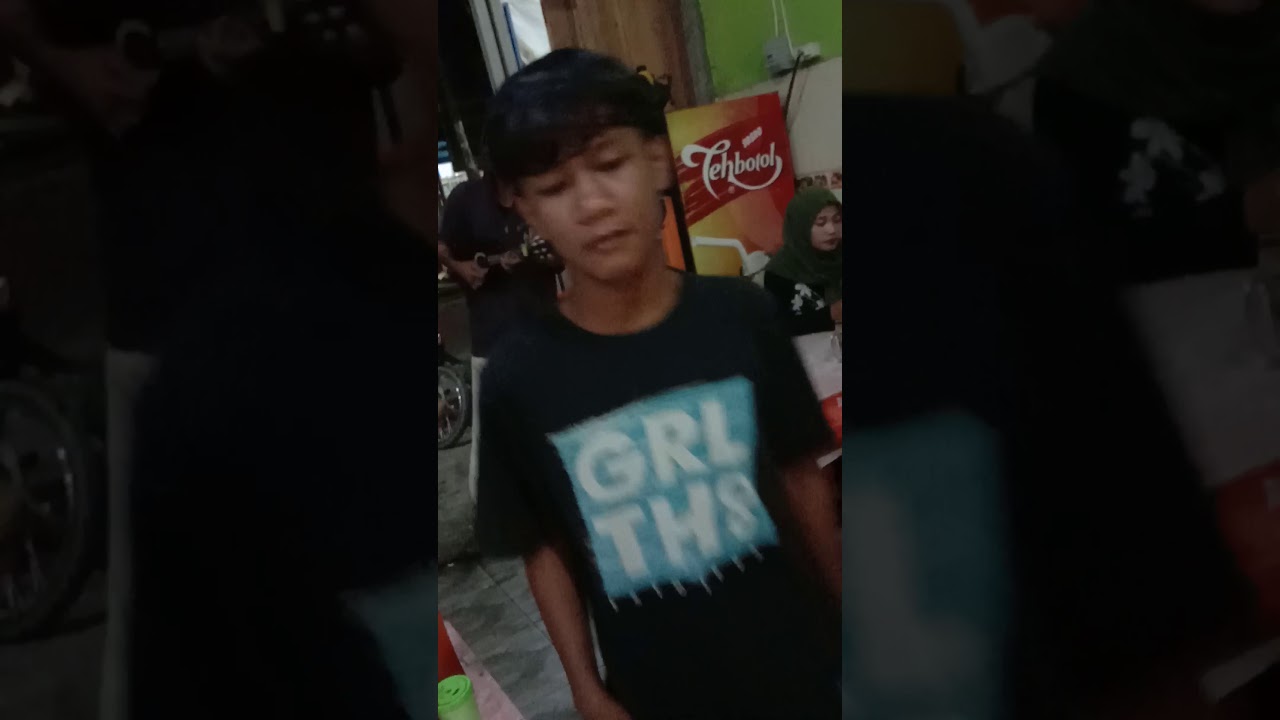 VIRAL PENGAMEN LUCU KOTA GAMAK 