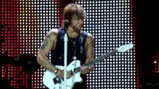 Bon Jovi  Homebound Train  In London O2 Arena 17062010