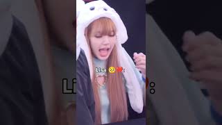 When this happened to Lisa in fansign 🥺💔 #lisa