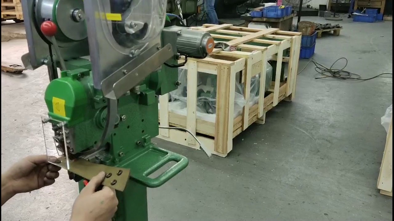 Full Automatic Button Attaching Machine for Spring Snap Button - YouTube