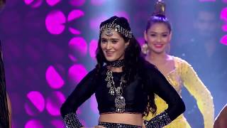 Mohit Malik & Pankhuri Awasthy Gautam Rode & Shivangi Joshi Performing Ita Award 2019