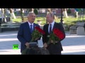 Владимир Путин возложил цветы к памятнику Пушкину в Ташкенте