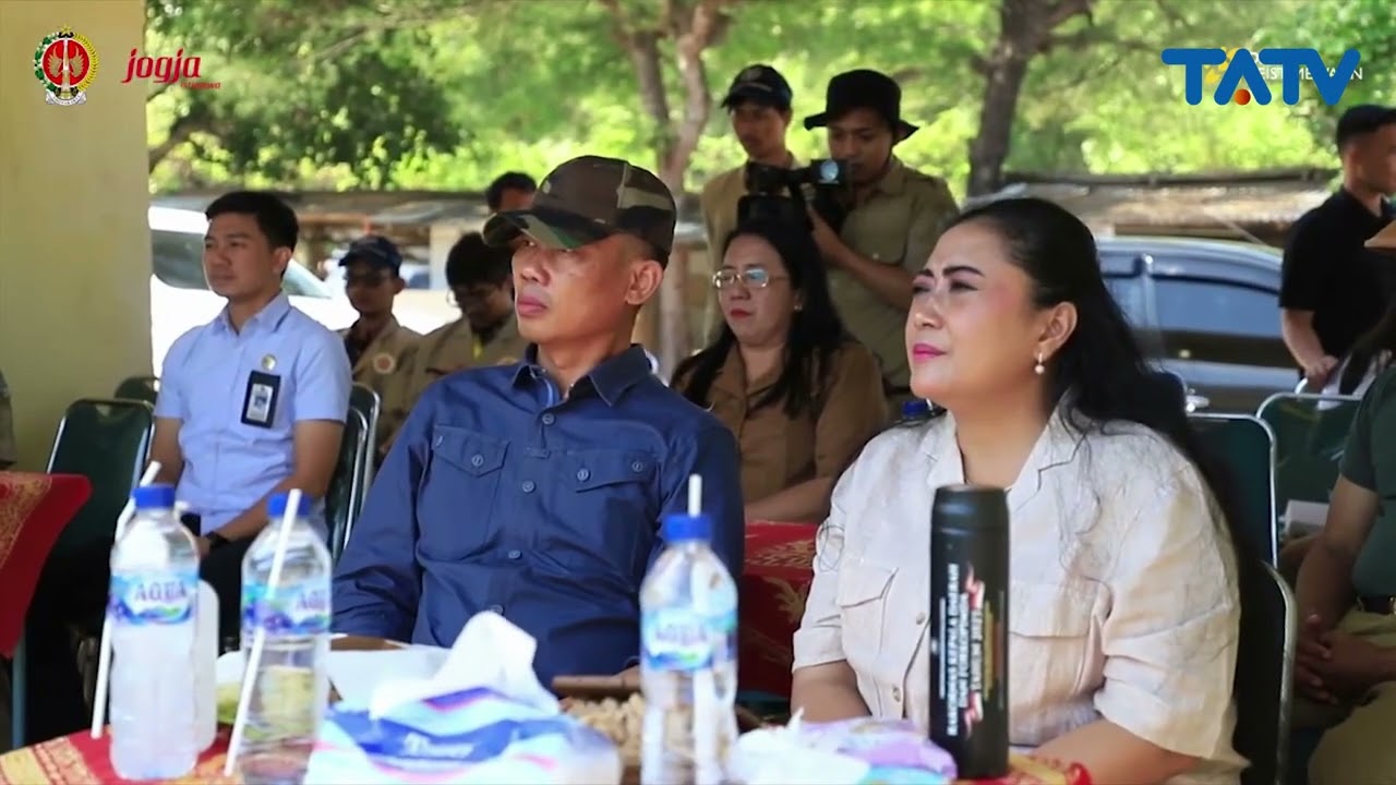 Petani Gunungkidul Panen Bawang Merah, Program BKK Danais DIY