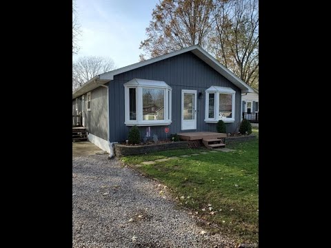 371 North Ave, Algonac, MI home video tour