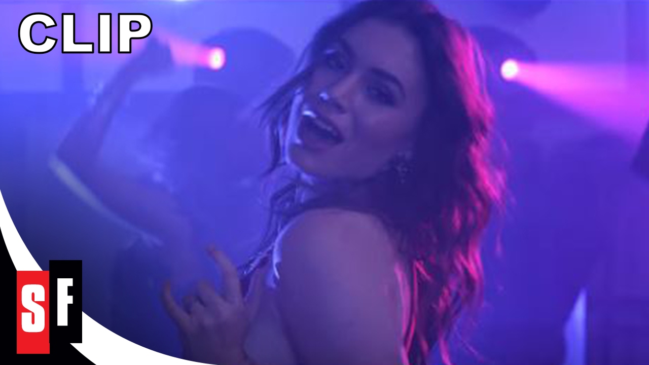 ⁣Country Crush - Clip: Sophie Simmons' Song (HD)