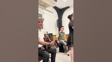 ca sĩ chim cánh cụt hát giọng quá nội lực #shorts