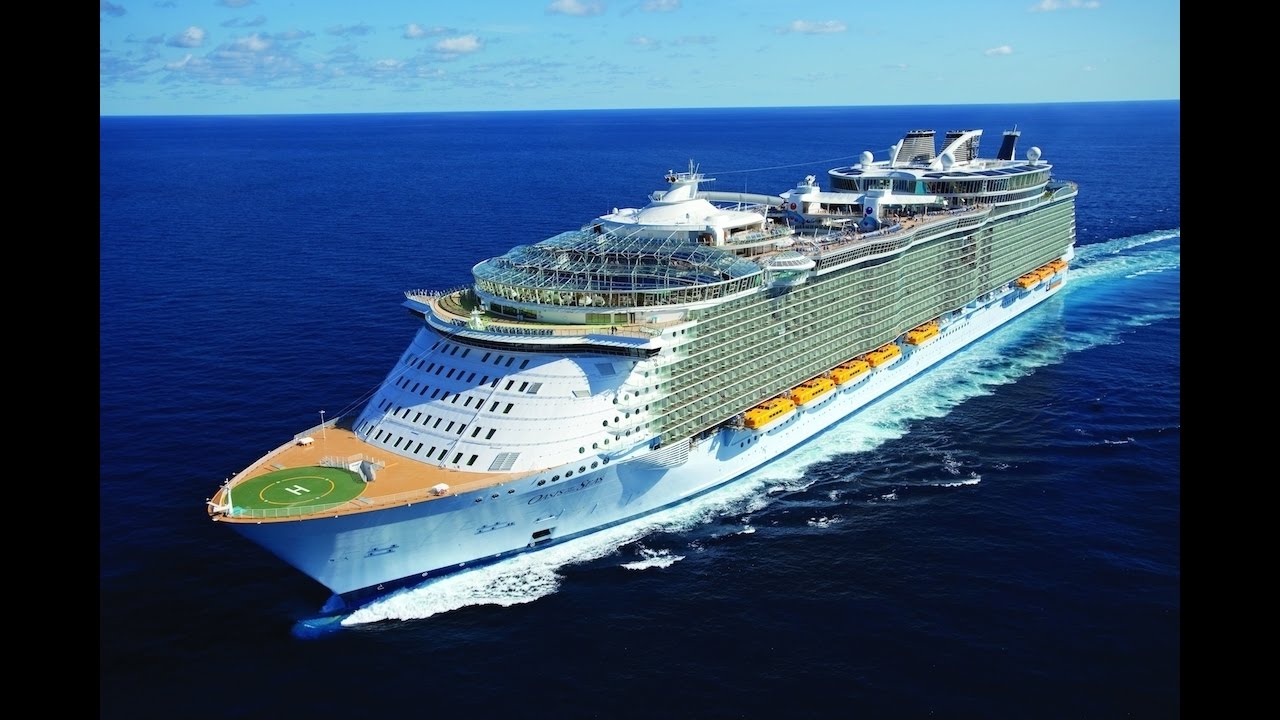 Royal Caribbean - Oasis of the Seas - Crown Loft Suite 1746