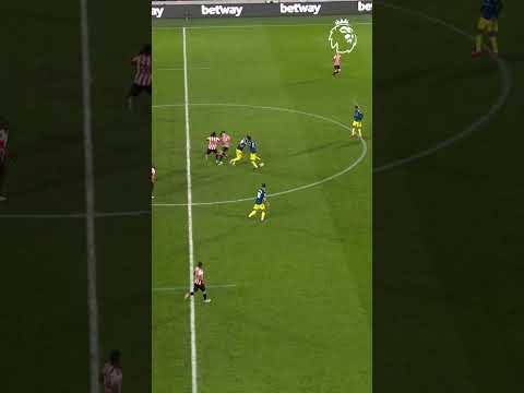 McTominay Wins The Ball Rashford Scores