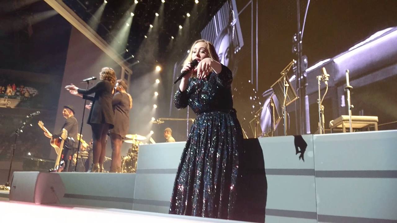 Adele Rolling in the Deep Lisbon 2016 (Meo Arena) YouTube Adele Rolling in the Deep Lisbon 2016 (Meo Arena) YouTube