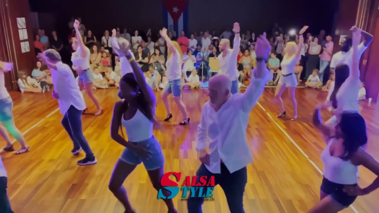 SalsaStyle Genève  inter-avancé salsa cubaine démonstration GALA juin 2023
