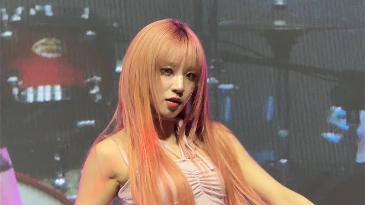 240522 KU 건국대축제 우기 YUQI 宋雨琦 My Bag 4K 직캠 FanCam