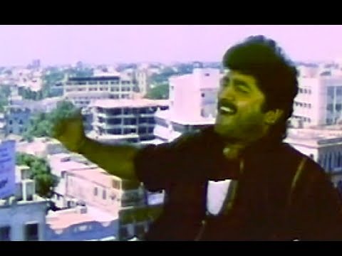 Vazhum Boomi   Nadodi Mannan Tamil Song