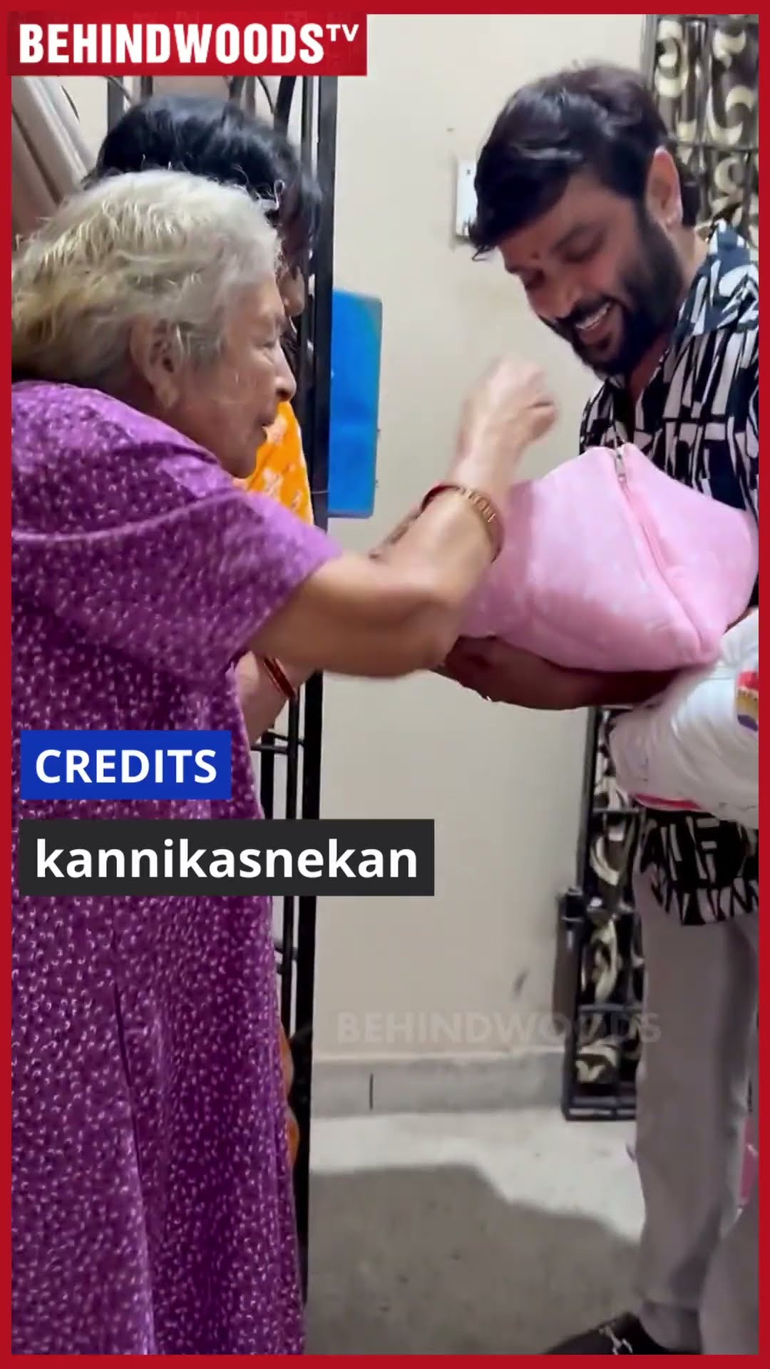 '2 இளவரசி வந்துருக்காங்க..' ? சந்தோஷத்தில் துள்ளி குதித்த Kannika Snekan?