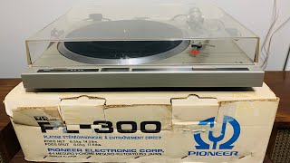 Pioneer PL-300 Quartz Lock Direct Drive Turntable (Japan)