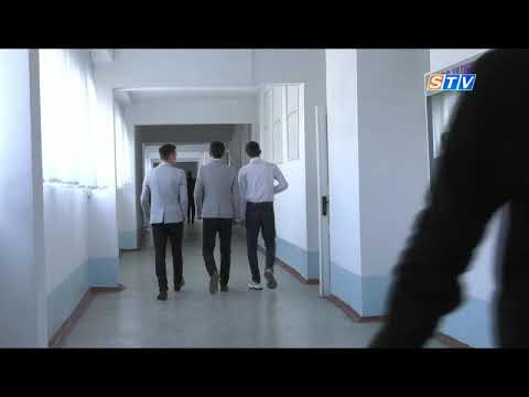 Мен бұталарда порно көрдім. Порно в леггинсы с тамаша жопы