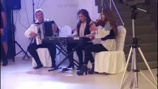 Constantinii   Maria Constantin Gabriela Constantin Lucian Constantin