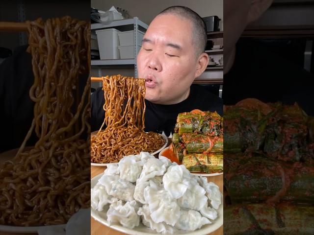 야식엔 짜파게티+물만두+오이소박이 MUKBANG