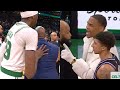 Russell Westbrook Runs On Court To Yell At Boucher For Hitting 3 At End Of Game Russell Westbrook Runs On Court To Yell At Boucher For Hitting 3 At End Of Game