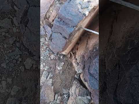 مشاهدة صخور رسوبيه