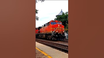 BNSF 4762 Leads Little Local (16 cars) With Triple Locomotive Lash-up 10/14/2025
