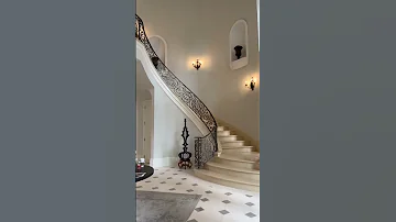Inside A 19 Mln French Chateau In Bel Air Mansion Losangelesrealestate Chateau 
