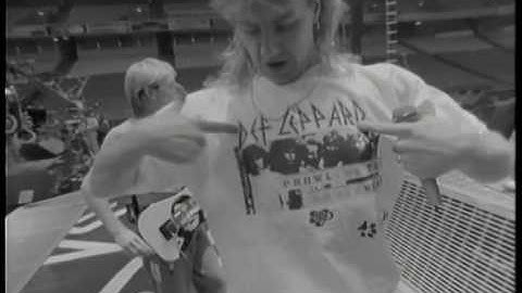 DEF LEPPARD    Pour Some Sugar On Me  Official Music Video