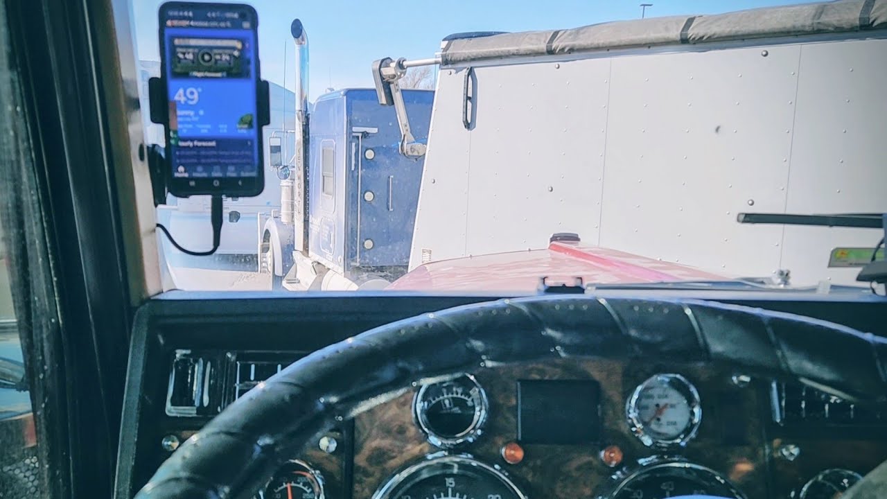 This Truck Stop Is Pure Madness // He Says Hit The Hood 