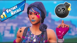 Distruggo La Lobby Con La Specialista Delle Scintilletoxicprimo Video Wcam