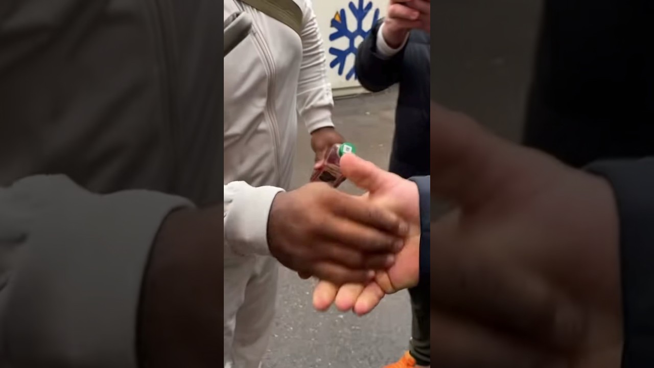 Джулиус Мэддокс в шоке от рук Андрея Смаева! 