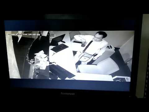 Video CCTV saat pegawai bank Minum Kopi