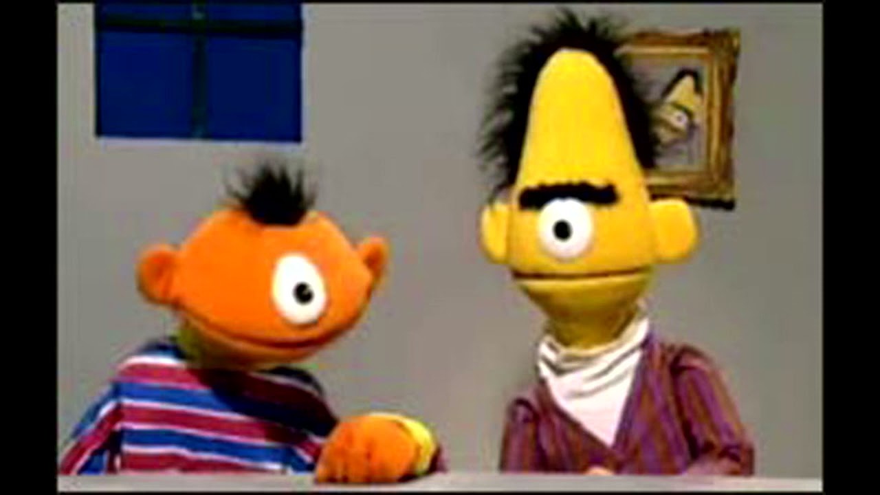 Bernie und Ert Background Music - YouTube