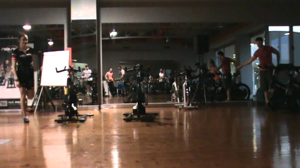 Amanda stretch - YouTube