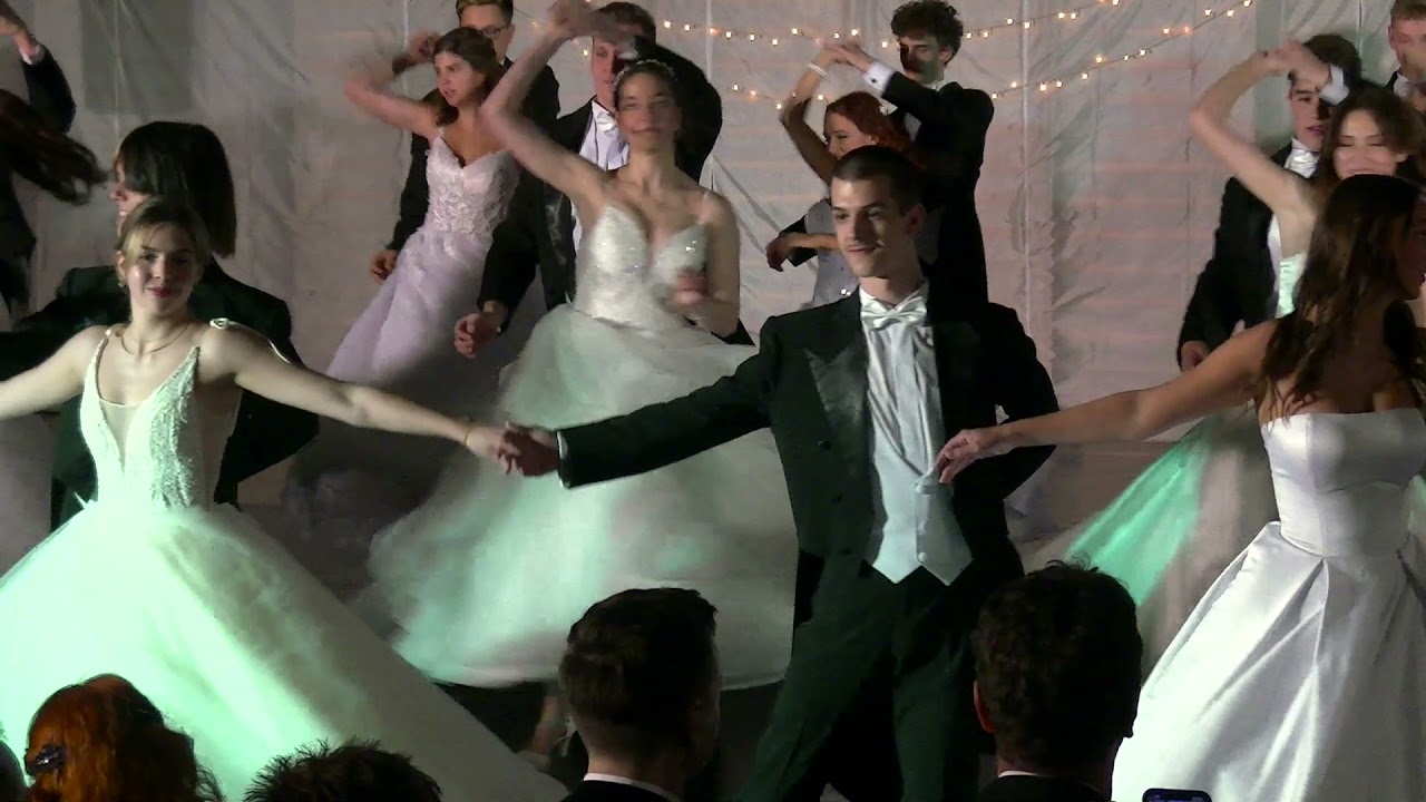 Szalagavató tánc-bécsi keringő-Kodály Zoltán Ének-zenei Általános Iskola, Gimnázium és Zenei AMI2021