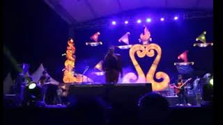 Febri Fiola - Goyang Walang Keket Goyangan Energik
