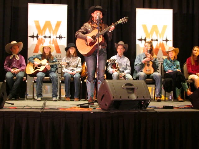 YouTubeで2019 IWMA - Caroline Grace Wiseman - "Cowgirl Spirit"を視聴 YouTubeで2019 IWMA - Caroline Grace Wiseman - "Cowgirl Spirit"を視聴