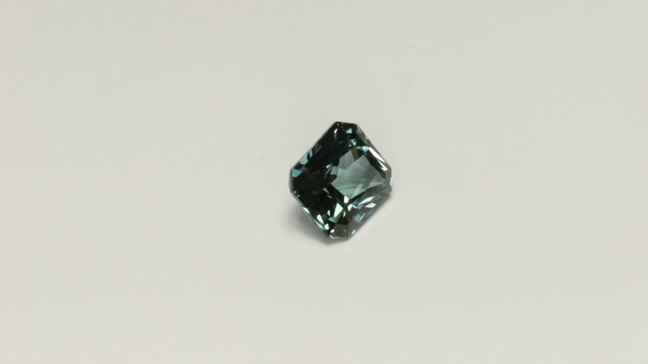 1.056 Carat Teal Sapphire Radiant 6.00 x 5.01 mm Heated Loose Stone