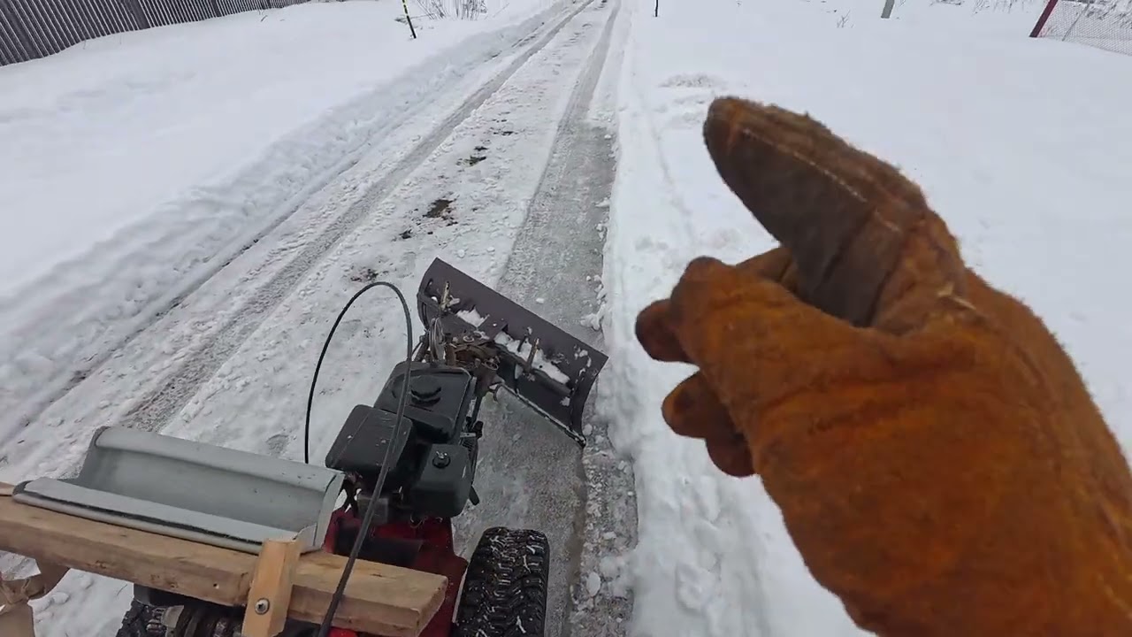 Деревенские весенние дороги после зимы