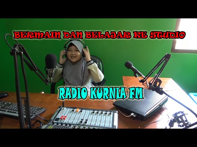 BERMAIN KE STUDIO RADIO KURNIA FM | STUDIO RADIO KURNIA FM TUMPUK TRENGGALEK | MAIN KE STASIUN RADIO class=