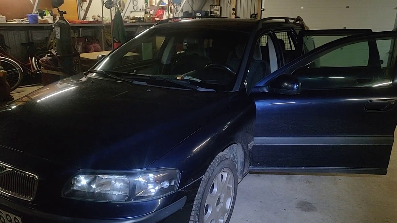 Volvo V70 fuel gauge level sensor problem solved YouTube