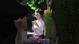 This Is How We Eat Bananas In Xishuangbanna Wang A Dai Girl Rural Life