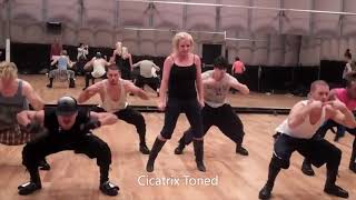 Britney Spears - COMPLETE Hold It Against Me dance rehearsal Resimi