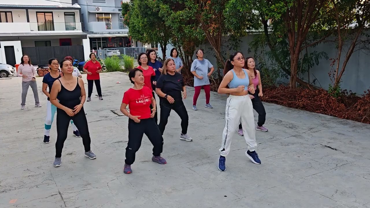 Tập thể dục buổi sáng. ♥️