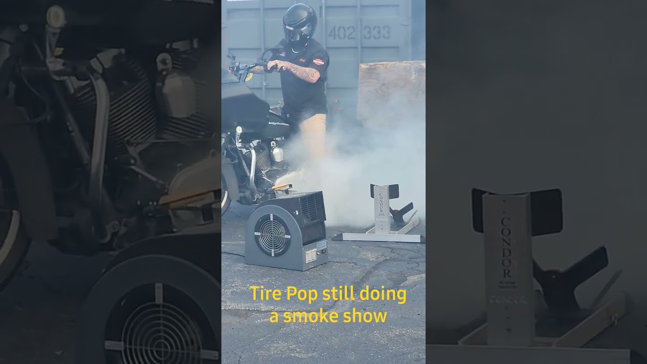 Tire pop, still doing smoke show. Harley-Davidson: 