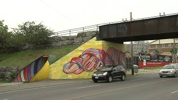 Video: Toronto Mural Project: Long-gone yarn factory remembered in Dufferin Street mural