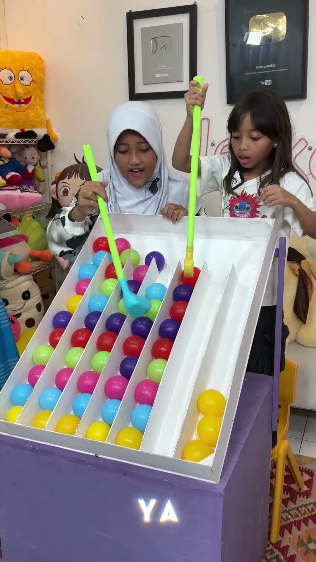 LEIKA DINAR MAIN GAME BOLA SERU BANGET!!!