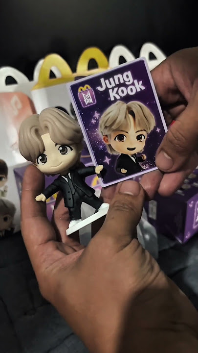Oppa 🫢🤣 No duplicate #BTS #BTSARMY #TinyTAN #McDonalds #mcdonaldshappymeal #tinytanbts #btsmcdonalds