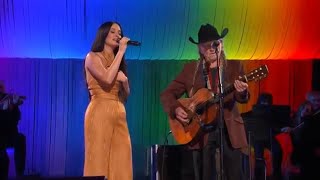 Kacey Musgraves \& Willie Nelson-Rainbow Connection Live @ The CMA Awards 2019
