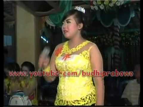 Putri Solo_Lissa_SUPRA NADA - YouTube