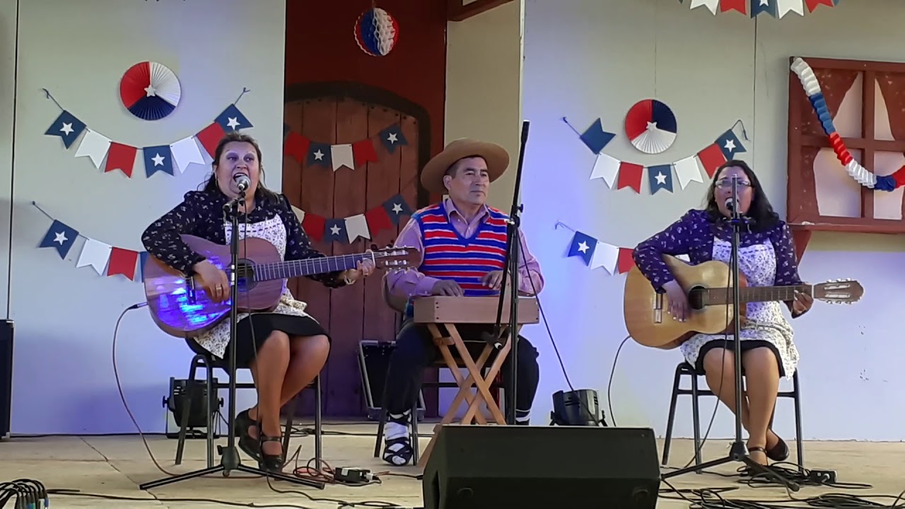 Las hermanitas vergara y don este