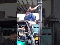 Ganti seal lifting forklift Komatsu 2.5t